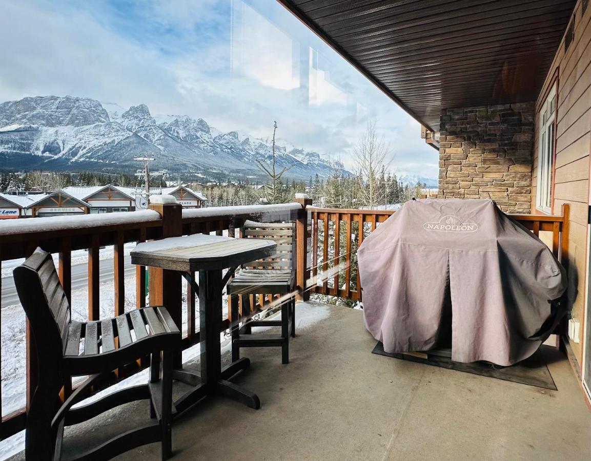 Canmore Mountain Retreat - Heated Pool & Hot-Tub Apartment Екстериор снимка